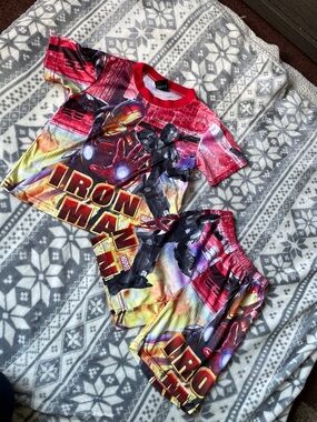 Cartoon Network Iron Man Short Sleeve Pajama Set - Red, Yellow, Black